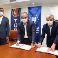 BURULAŞ'ta toplu sözleşme sevinci 