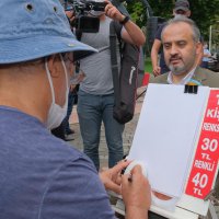 50. sanat yılında Başkan Aktaş’ı çizdi 