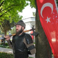 Osman Gazi Türbesi’nde ‘Sancak Nöbeti’ dönemi  