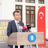 Covid-19 kahramanlarına teşekkür sergisi 