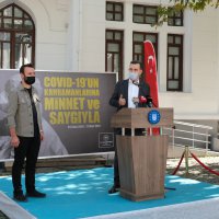 Covid-19 kahramanlarına teşekkür sergisi 