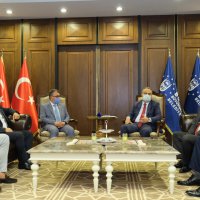 Başkan Aktaş, demokrasinin uç beylerini ağırladı 