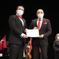 Cumhuriyet coşkusu konserle başladı  