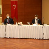Başkanlardan deprem zirvesi 