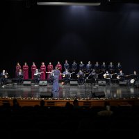 Konser gelirleri depremzedelere bağışlandı 