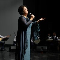 Konser gelirleri depremzedelere bağışlandı 