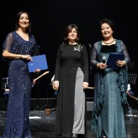 Konser gelirleri depremzedelere bağışlandı 