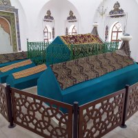 6 asırlık türbe ilk günkü ihtişamına kavuştu 