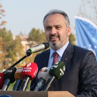Bursa’ya Türkiye – Güney Kore kardeşlik anıtı  