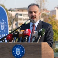 Bursa’ya Türkiye – Güney Kore kardeşlik anıtı  