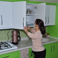 Mutlulukları boylarından büyük  