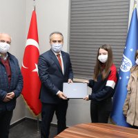 Büyükşehir bilgiyi ödüllendirdi 