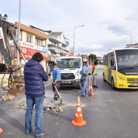 Büyükşehir çalışıyor, trafik rahatlıyor  