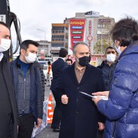 Büyükşehir çalışıyor, trafik rahatlıyor  