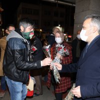 2020’nin son saatlerinde vatandaşla sohbet 