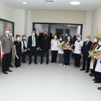 Başkan Aktaş’tan yılın son ve ilk bebeklerine ziyaret 