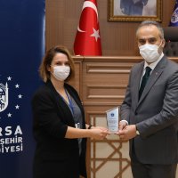 Gönüllü iç denetçilere plaket  