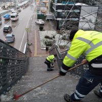 Alt ve üst geçitlere ’buzlanma’ müdahalesi 