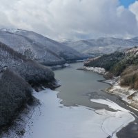 Yüreğimize kar serpildi  