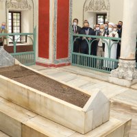 Sultan II. Murad Han dualarla anıldı  