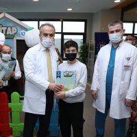 “Tok karnına 1 doz masal”  