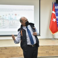 Büyükşehir personeline afet eğitimi 