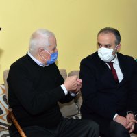 Gönüllülerden yaşlılara evinde ziyaret 