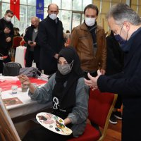 Kadınların korona ilacı;  nakış, makrome, resim  