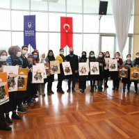 Kadınların korona ilacı;  nakış, makrome, resim  
