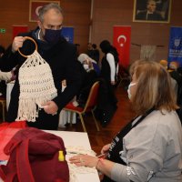 Kadınların korona ilacı;  nakış, makrome, resim  