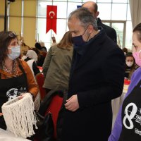 Kadınların korona ilacı;  nakış, makrome, resim  
