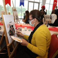 Kadınların korona ilacı;  nakış, makrome, resim  