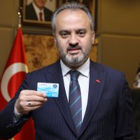 İhtiyaç sahiplerinin yüzü Büyükşehir’le gülüyor 