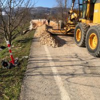Çöken yol ulaşıma açıldı 