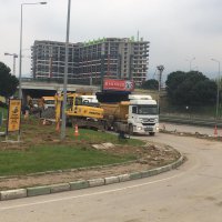 Yollar genişliyor trafik rahatlıyor 