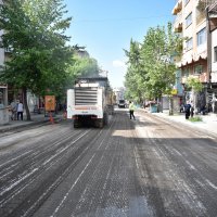Profesör Tezok Caddesi sil baştan yenileniyor 