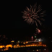 Kutlamalara havai fişekli final 