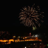 Kutlamalara havai fişekli final 