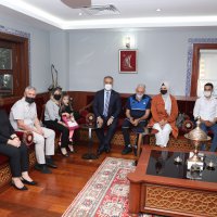 ‘En Baba’ hizmet neferleri  