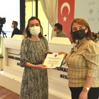 Başarılı personeller ödüllendiriliyor 