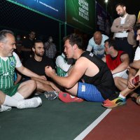 Başkan Aktaş, ‘İhtiyar Delikanlılar’la kapıştı 