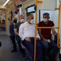 Bursalılar metroda hem okuyacak hem kazanacak 