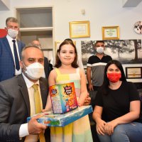 Ödül avcısı Beren, Bursa’nın gururu oldu 