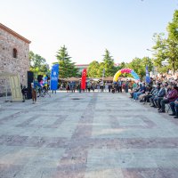 Bursa sokakları sanatla şenleniyor  