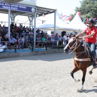 Rahvan At yarışları nefes kesti  