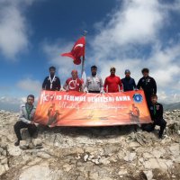 Ay yıldızlı bayrak zirvedeki yerini aldı 