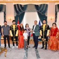 Azerbaycanlı öğrenciler Karabağ toprağına Bursa’da kavuştu 