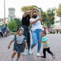 Bursa sokakları 'Bir NeFestival’le renkleniyor 
