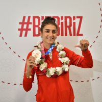 Olimpiyatlarda tarih yazan İlgün’e coşkulu karşılama 