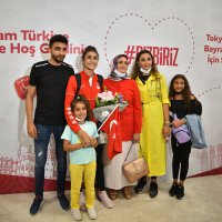 Olimpiyatlarda tarih yazan İlgün’e coşkulu karşılama 